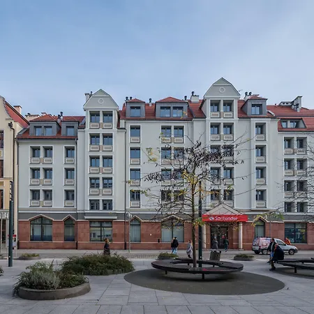 Q17 Rynek Вроцлав