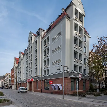Q17 Rynek